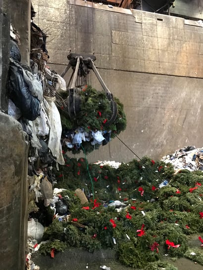 Covanta_Alex_Wreaths_1